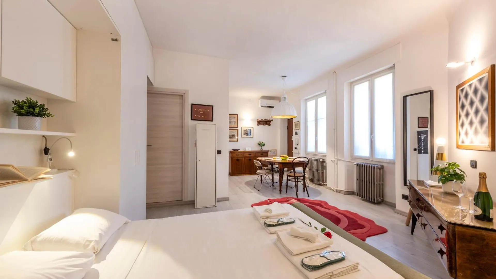 Bnbutler - Oxilia, 13 - Nel Vibrante Quartiere Nolo contacts